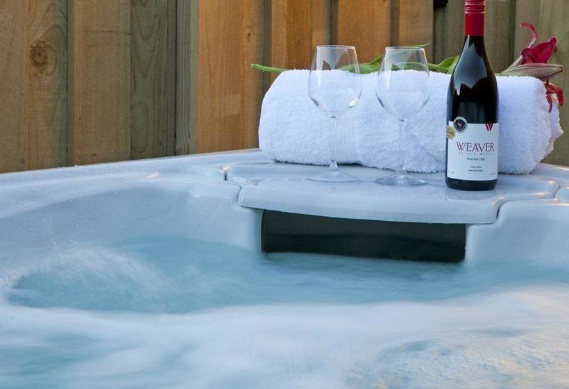 민박 Pitches Store