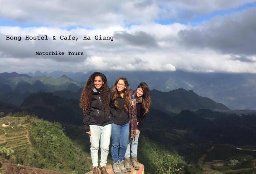 Bong Hostel Ha Giang Loop