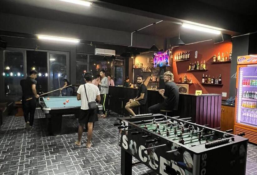 Bong Hostel Ha Giang Loop