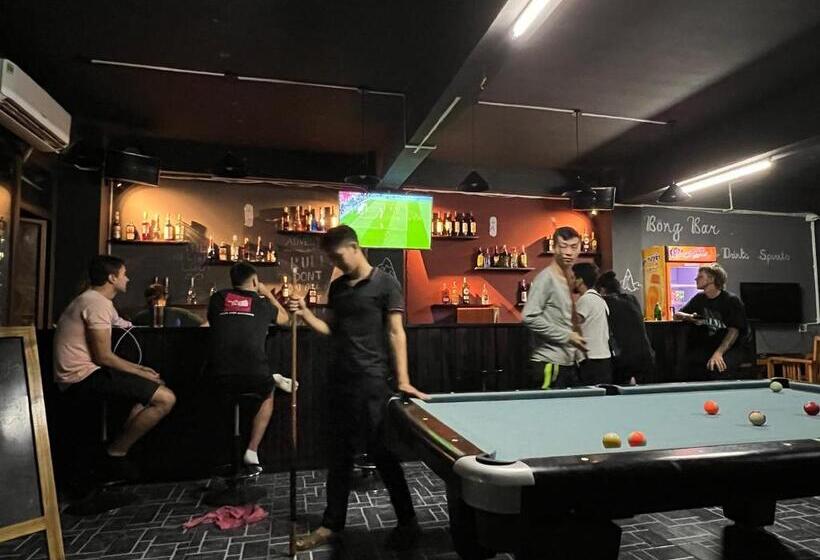 Bong Hostel Ha Giang Loop