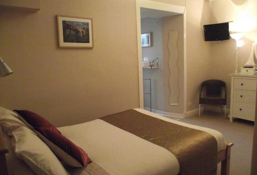 Broomfield House Bed And Breakfast