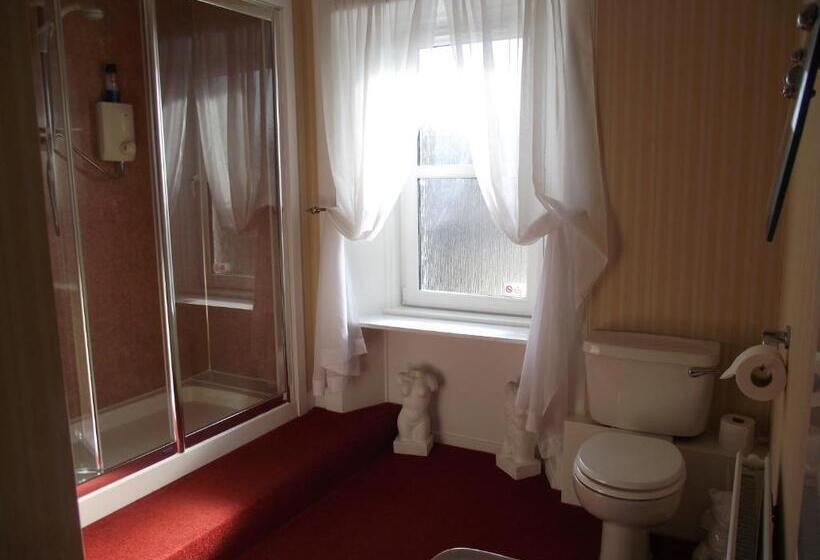 Broomfield House Bed And Breakfast