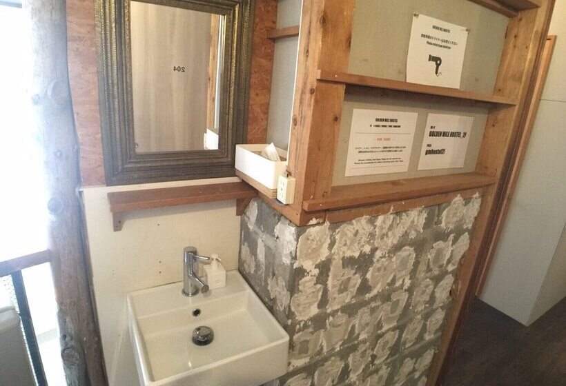 Guest House Golden Mile Hostel