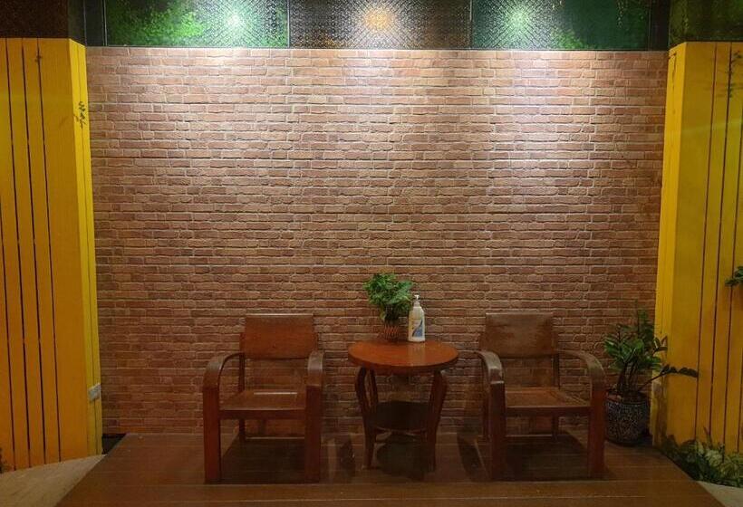 酒店 Baan Baimai Boutique Room