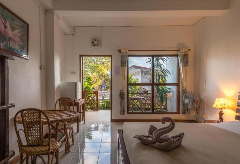 בית מלון כפרי Baba Guesthouse