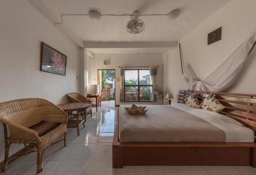 ホテル Baba Guesthouse