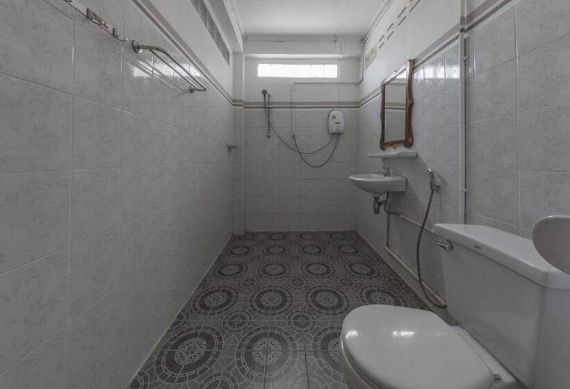 ホテル Baba Guesthouse