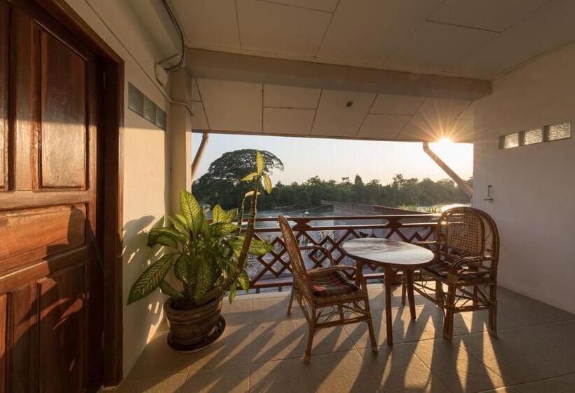 בית מלון כפרי Baba Guesthouse