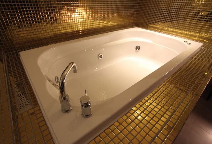 בית מלון כפרי Banwol