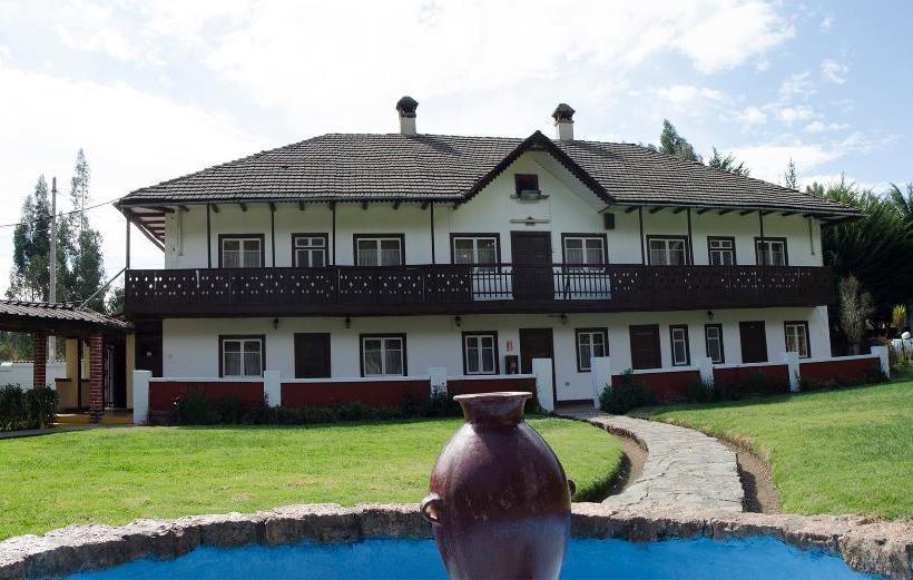 هتل Centro Vacacional Huaychulo