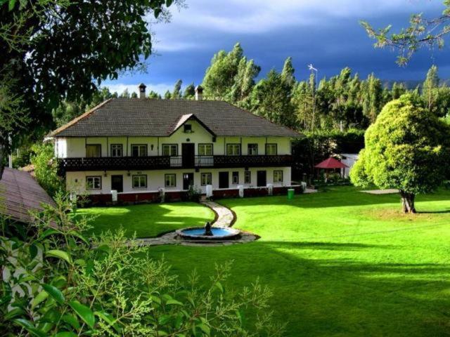 هتل Centro Vacacional Huaychulo