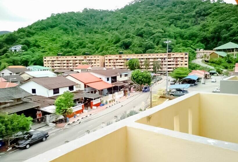 Capital O 91094 Hotel & Chalet Sportfishing