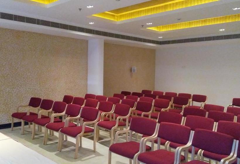 فندق Chand V Residency