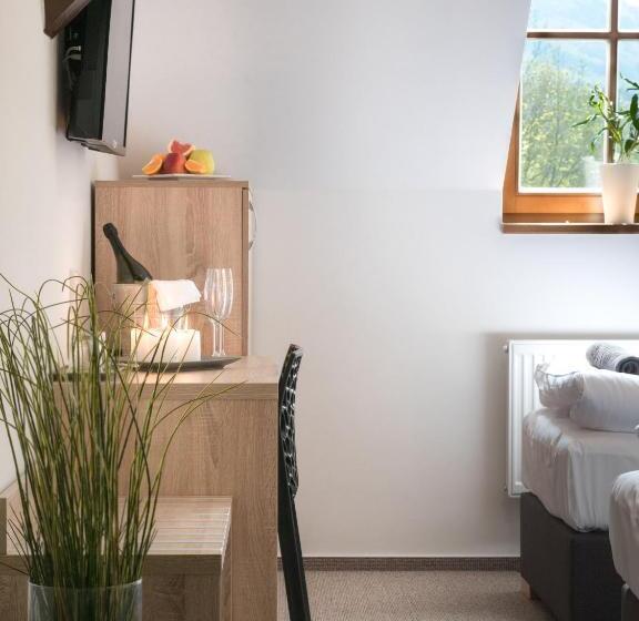 هتل Club Apartments