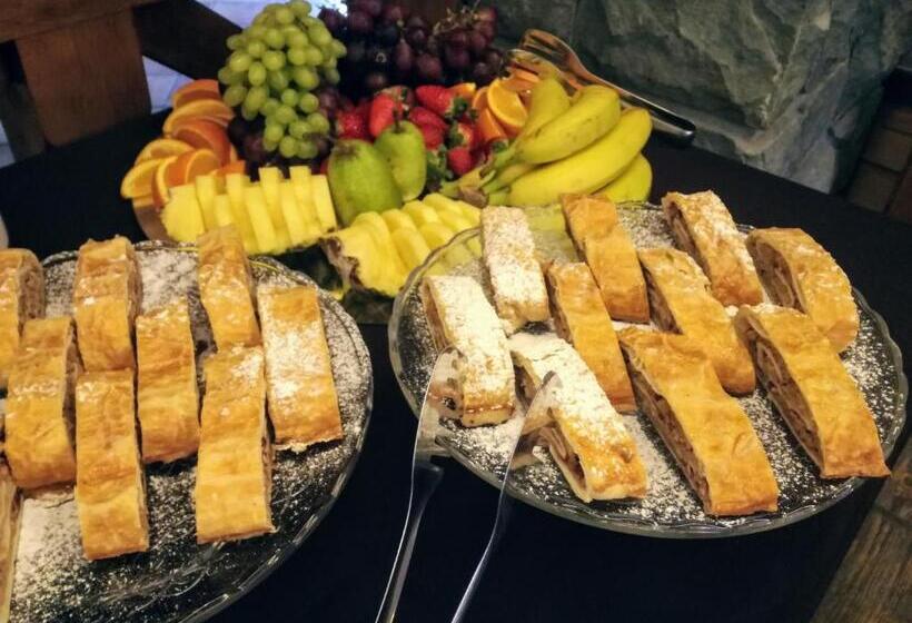 هتل Club Apartments