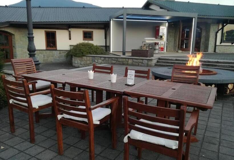 هتل Club Apartments