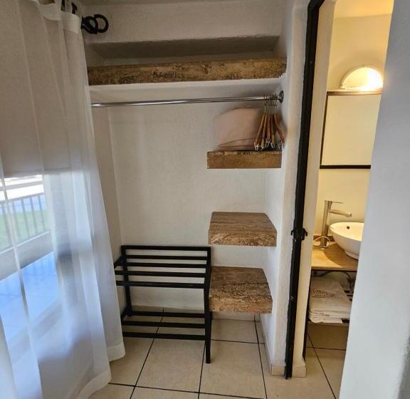 בית מלון כפרי Ejecutivo Aeropuerto