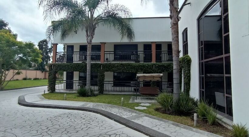 בית מלון כפרי Ejecutivo Aeropuerto