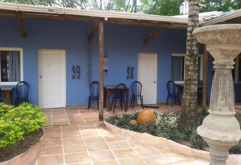 בית מלון כפרי El Tesoro