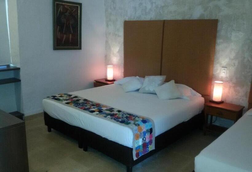 בית מלון כפרי El Tesoro