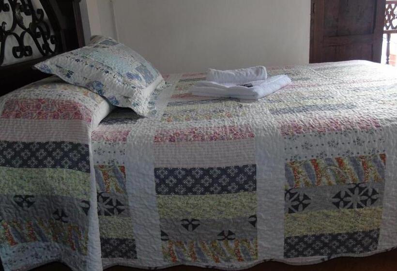 호텔 Europa Ecotours