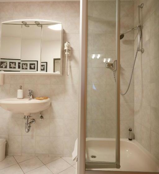 Отель Fränkischer Hof