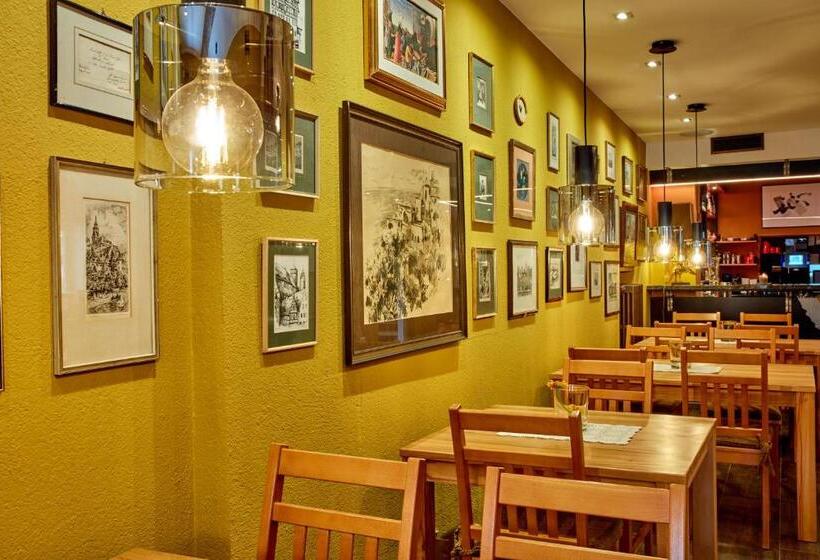 Отель Fränkischer Hof