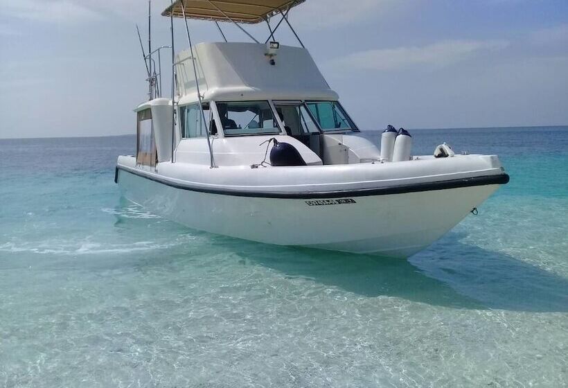 هتل Golhaa View Inn By Tes