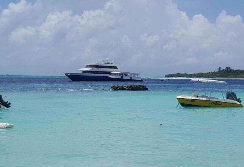 هتل Golhaa View Inn By Tes