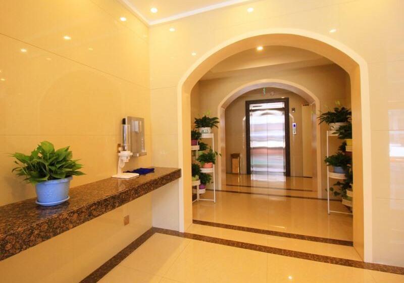 ホテル Greentree Inn Shanxi Xinzhou South Jianshe Road Express