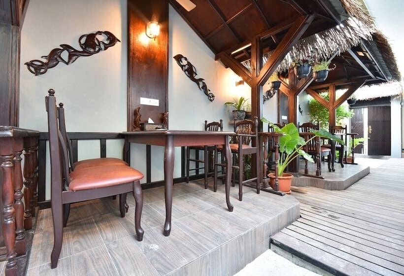 هتل Holiday Haven Ukulhas