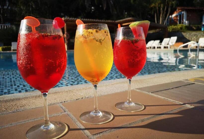 בית מלון כפרי Hosteria Guaracú