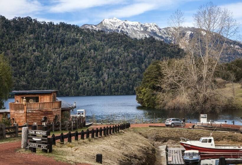 호텔 Huilo Huilo Marina Del Fuy