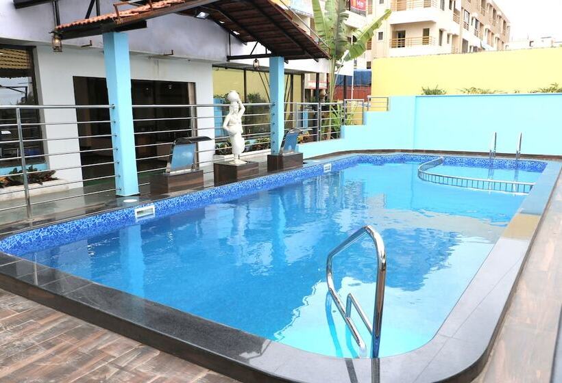 فندق Igatpuri Hills Retreat