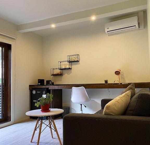 فندق La Petite France