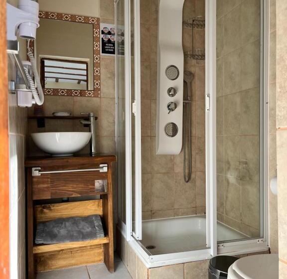 فندق La Petite France