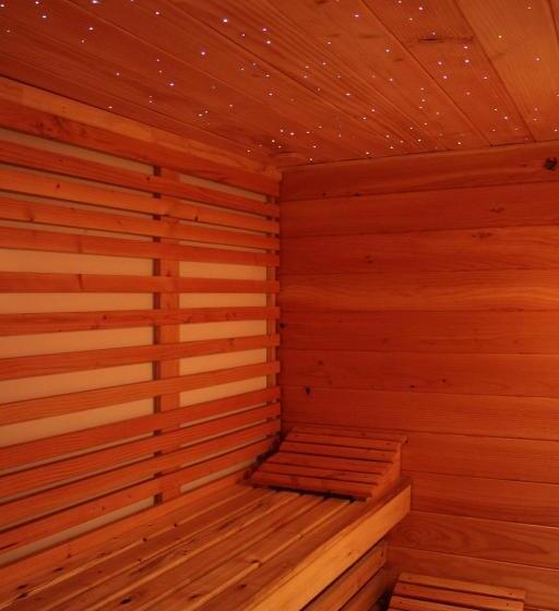 فندق La Petite France