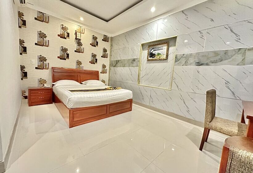 هتل Long Bao Chau