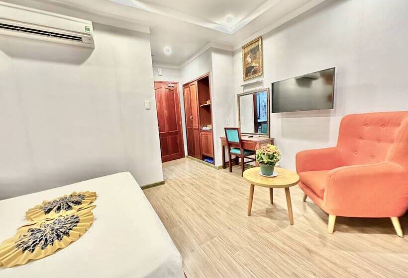 هتل Long Bao Chau