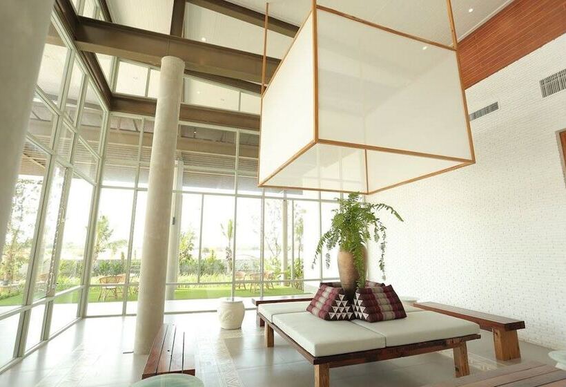 Navela Hotel & Convention