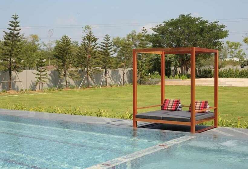 Navela Hotel & Convention