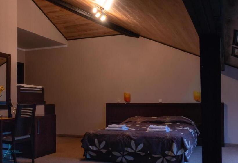 فندق Ostrova Holiday Village