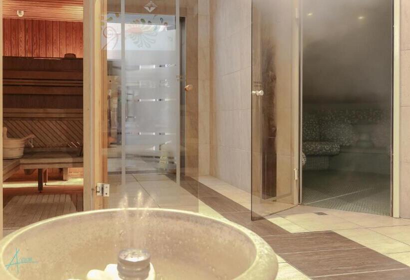 فندق Ostrova Holiday Village