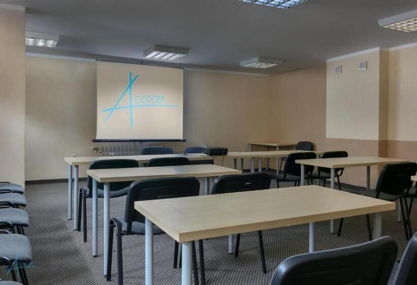 فندق Ostrova Holiday Village