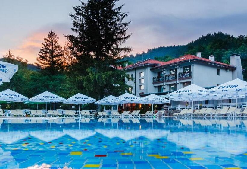 فندق Ostrova Holiday Village