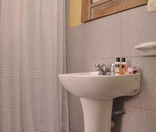 בית מלון כפרי Punta Sal Bungalows