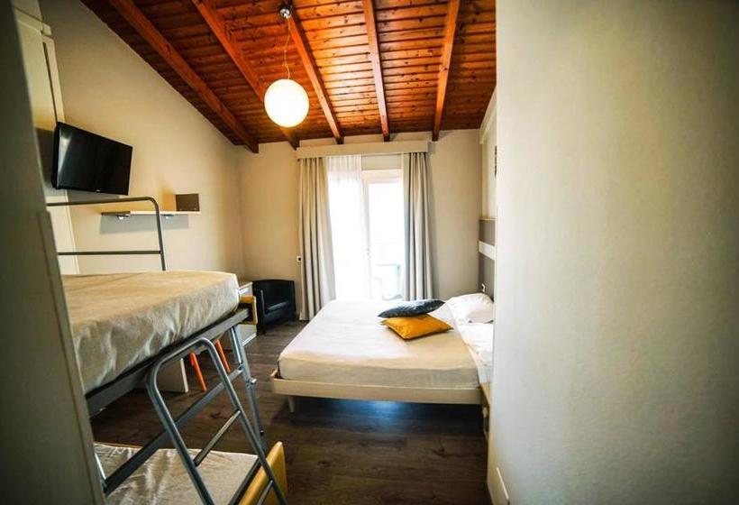 Stampa 1968 Hotel E Ristorante