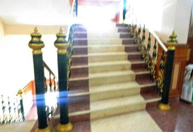 בית מלון כפרי Rose Garden