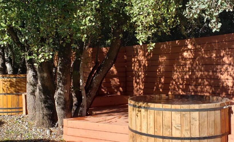 בית מלון כפרי Sel Lodge   Aventura Y Descanso