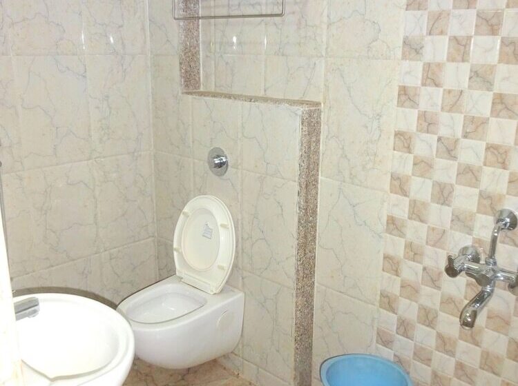 Hotel Shivansh Inn By Sky Stays